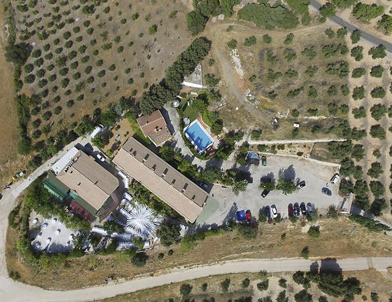 Fotografía aérea del Complejo rural Puerto Mágina.